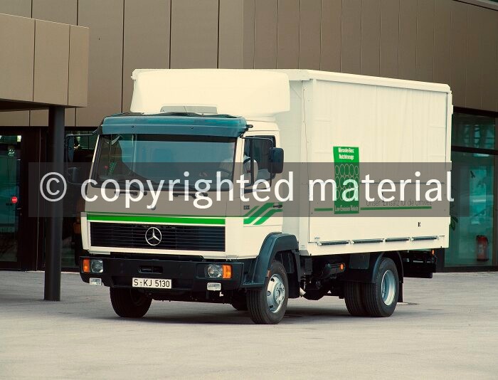 A90F874 Mercedes-Benz 814