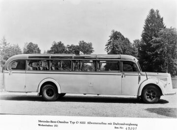 Mercedes-Benz O 5000 
Allwetteraufbau mit Dachrandverglasung
1949 - 1950