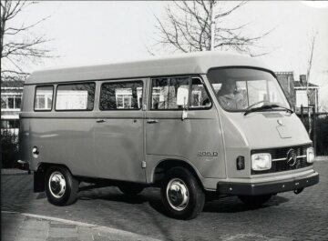 Mercedes-Benz L 206 D 
Kombi
1970 - 1977