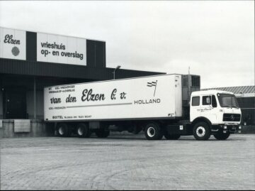 Mercedes-Benz 1926 S
Sattelzugmaschine
van den Elzen
1973 - 1981