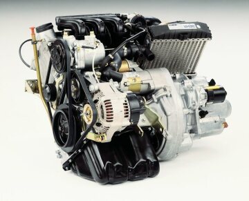 M 160, three-cylinder engine for the smart City Coupe, 1997