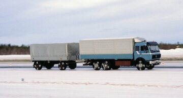 Mercedes-Benz NG semitrailer tractor with ABS