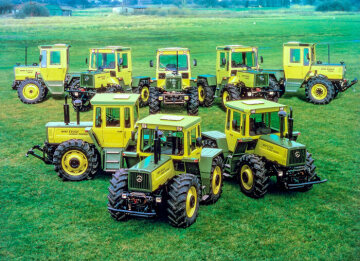 Mercedes-Benz MB-trac models unveiled at the International Agricultural Machinery Show SIMA in Paris, March 8-15, 1987. New addition to the model lineup: The MB-trac 1600 turbo.