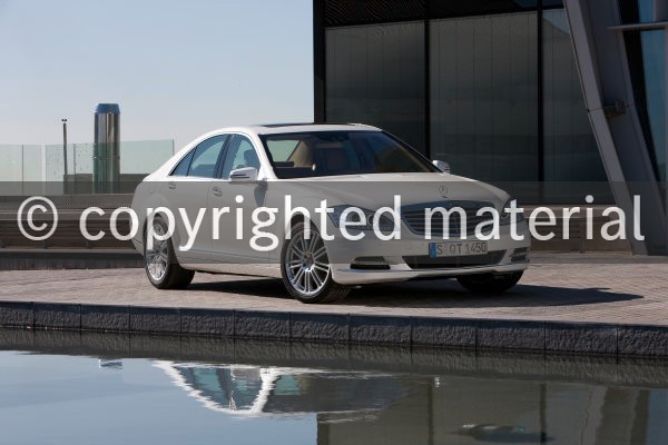 00119111 Mercedes-Benz S 400 HYBRID