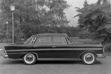 Mercedes-Benz Typ 300 SE der Baureihe W 112