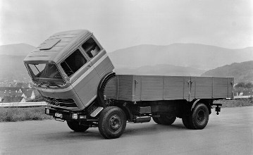 Mercedes-Benz LP 1632,
 forward-control platform truck with tipping cab, 1969