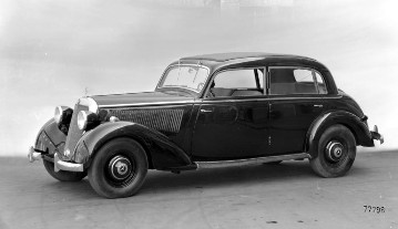 Mercedes-Benz Typ 230, 55 PS, Limousine, Bauzeit: 1938 bis 1943.