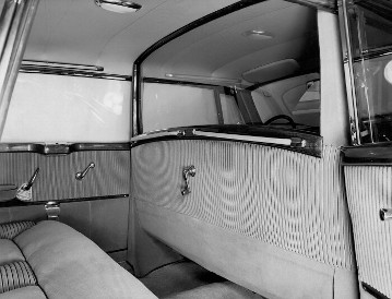 Mercedes-Benz Typ 300 c, 125 PS, Limousine, Bauzeit: 1955 bis 1957.