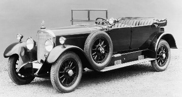 Mercedes 15/70/100 PS, offener Tourenwagen aus dem Jahre 1924.