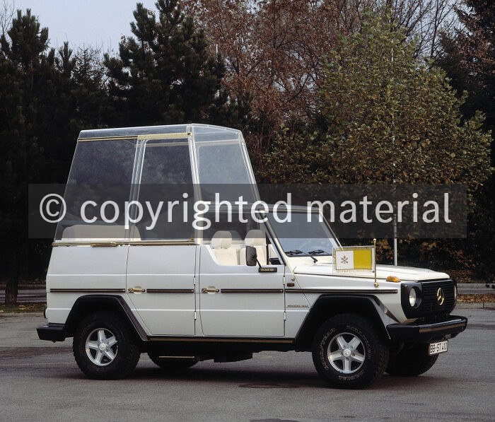 80F183 230 G, off-road vehicle, Popemobile - W 460