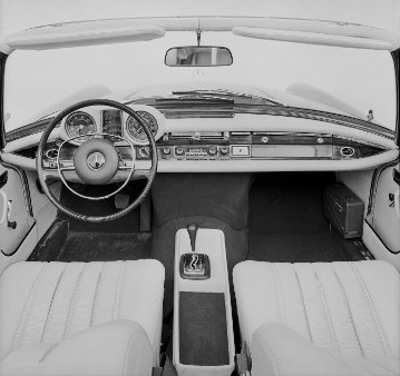 Mercedes-Benz Typ 280 SE Cabriolet bzw. Coupé aus dem Jahre 1967, Armaturen