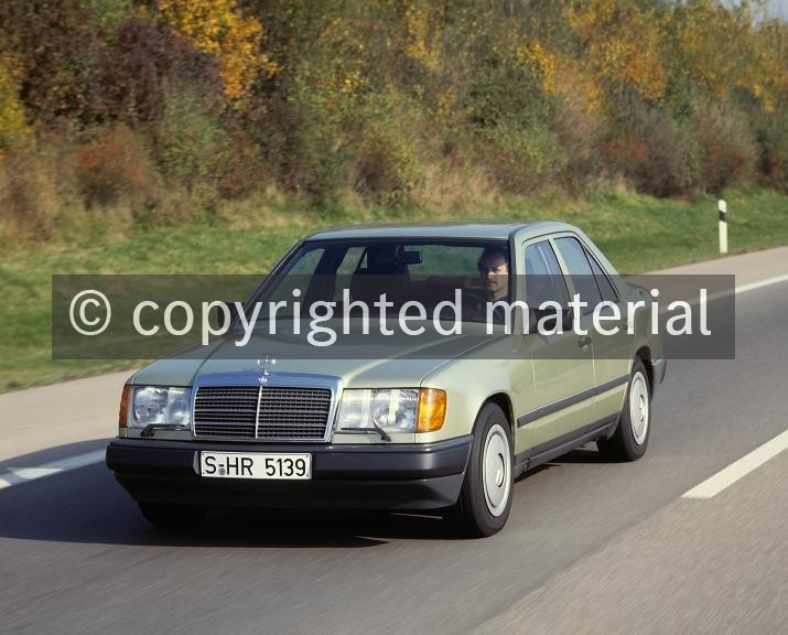 84F273 200 D, Limousine - W 124