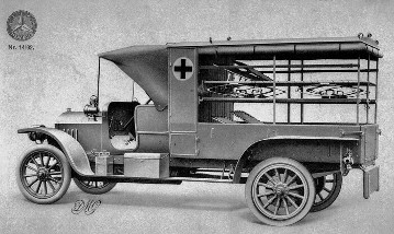 Daimler Krankenwagen Typ UK 1 mit 10/25 PS Motor, 1912.