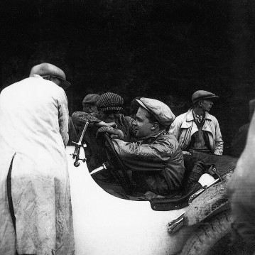 Tatra-Bergrennen "Um die Europa-Bergmeisterschaft", 16. August 1931. Rudolf Caracciola gewinnt das Rennen mit einem Mercedes-Benz SSKL Rennsportwagen.