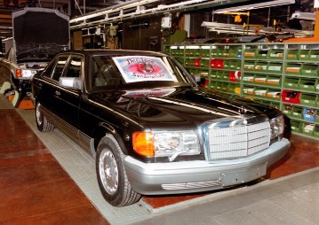 Mercedes-Benz 420 SEL
126 series
The 1000. vehicle with special protection version.