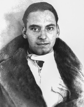 Max Graf Arco-Zinneberg (1908-1937).