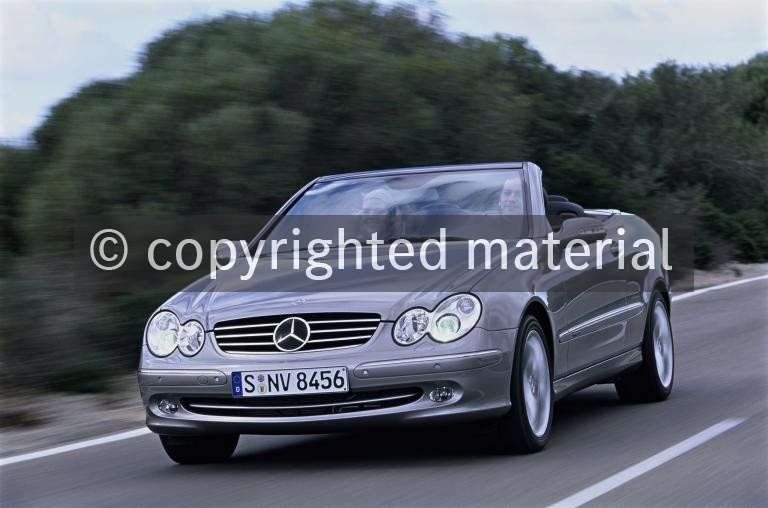 A2003F1372 CLK-Cabriolets der Baureihe 209