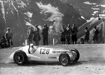On 6th August 1939, Hermann Lang wins the "German Hillclimb Grand Prix" on the 25.2 kilometre (15.5 miles) long Großglockner High Alpine Road. Manfred von Brauchitsch comes in forth in an identical vehicle.