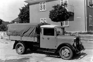 Mercedes-Benz L 1100 (L 70), Pritschenwagen mit OM 138-Dieselmotor, 1,1 to Nutzlast