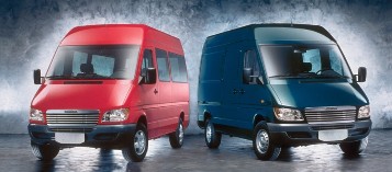 Freightliner Sprinter, Passenger and Cargo Van:
In the USA, the Mercedes-Benz van presents itself as a vehicle of the Freightliner brand.