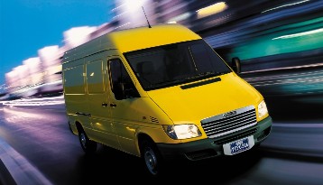 Freightliner Sprinter, Cargo Van:
In the USA, the Mercedes-Benz van presents itself as a vehicle of the Freightliner brand.