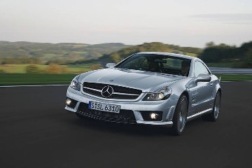 Mercedes-Benz SL 63 AMG, 230 series. Presented together with the 2008 changes as successor model to the SL 55 AMG