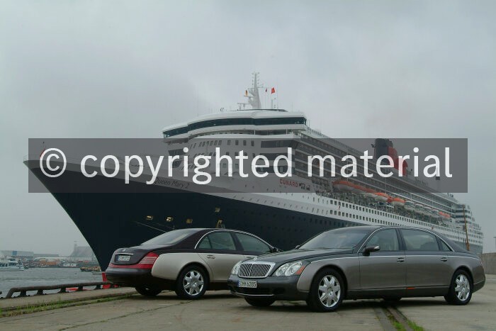 D24165 Maybach greets the Queen Mary 2