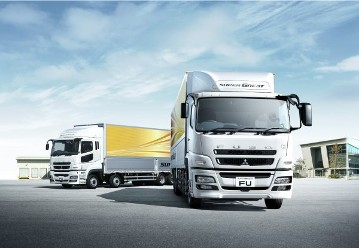 Daimler Trucks unveils new "Fuso Super Great" truck: The latest evolutionary development of Fuso's flagship truck complies with JP2009, which is currently the world's most stringent emissions standard.