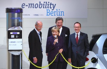 Elektrofahrzeuge der Marken Mercedes-Benz und smart im Projekt "e-mobility Berlin"