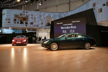 World première at the 2004 Geneva Motor Show: Mercedes-Benz SLK and CLS