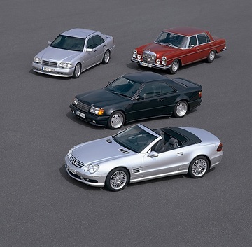 Mercedes-Benz SL 55 AMG Roadster, Baureihe R 230,
Mercedes-Benz 300 SEL 6.3 Limousine, Baureihe W 109,
Mercedes-Benz C 36 AMG Limousine, Baureihe W 202,
Mercedes-Benz 300 CE / 300 CE-24 AMG Coupé, Baureihe C 124, 1987-1993.