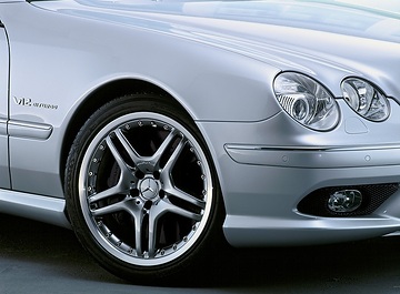 Mercedes-Benz CL 65 AMG Coupé with 612 hp twelve-cylinder engine, model series C 215