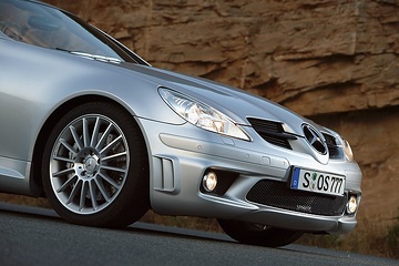 Mercedes-Benz SLK 55 AMG Roadster, model series R 171
photo shoot, southern France, motifs for the press trial drive