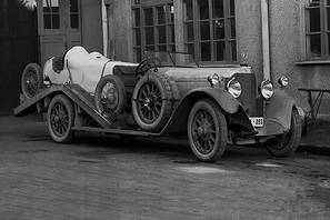 Mercedes racing car transporter, 1924
