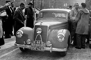 Mercedes-Benz 220 (W 187), 1952